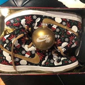 Nike SB Ugly Christmas Sweater full set